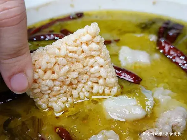 鍋巴－狂一鍋酸菜魚西門町店 (2).jpg