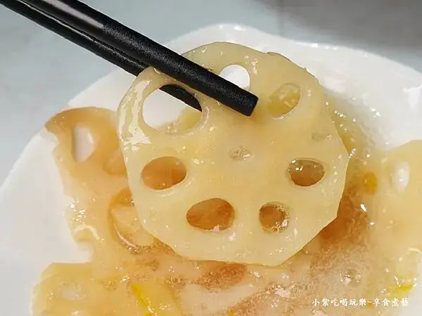 百年傳世蓮藕香－狂一鍋酸菜魚西門町店 (1).jpg