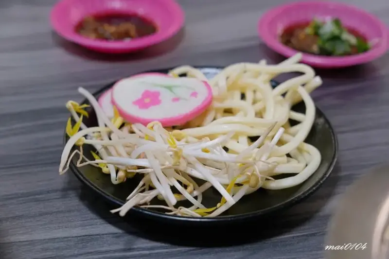 桃園楊梅｜逸小鍋鍋の物楊梅店～豬肉片、干貝買一送一，推出商業