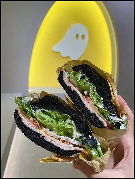 【台中西區公益路/勤美綠園道輕食推薦】【SOMI Light