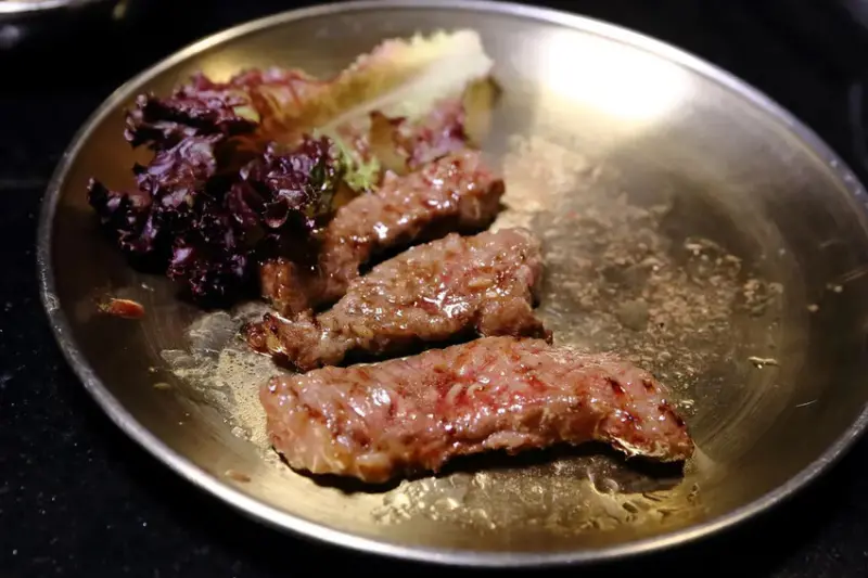 台中必訪！超夯特色燒肉店【燒肉滋滋】，韓式燒肉x韓式料理x韓