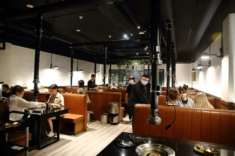 台中必訪！超夯特色燒肉店【燒肉滋滋】，韓式燒肉x韓式料理x韓
