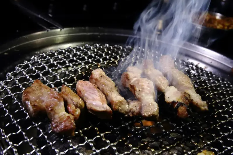 台中必訪！超夯特色燒肉店【燒肉滋滋】，韓式燒肉x韓式料理x韓