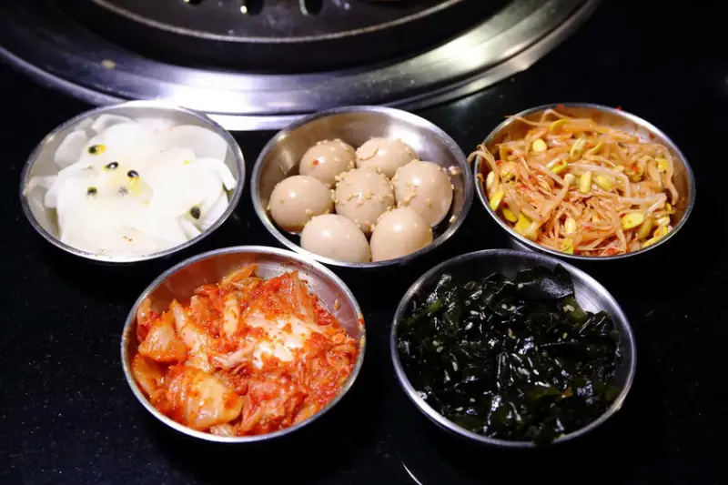 台中必訪！超夯特色燒肉店【燒肉滋滋】，韓式燒肉x韓式料理x韓