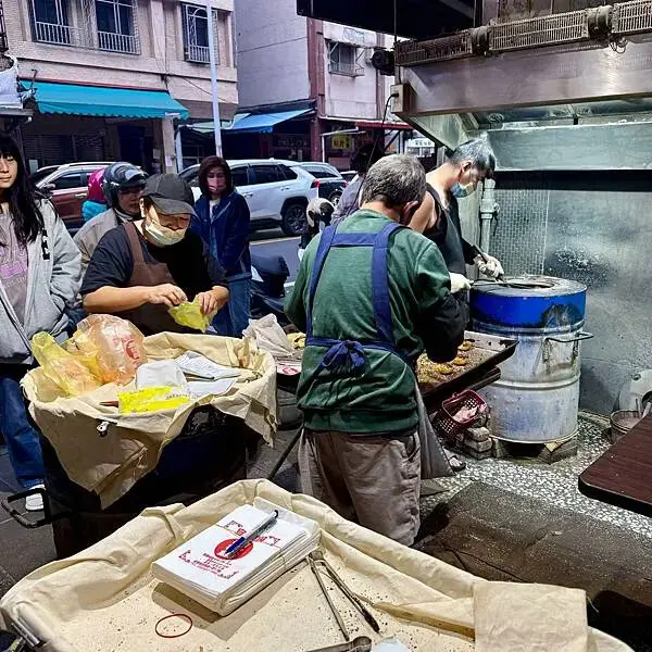 胡椒餅、鹹酥餅雙重誘惑，宜蘭下午茶不能錯過的選擇！