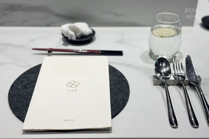 台北大安｜結合台灣在地食材創新！精緻無菜單鐵板燒｜VAN t