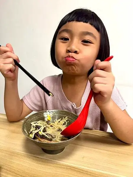 『 台中西屯 』麥拉麵、平價拉麵、真材實料、叉燒控會很愛