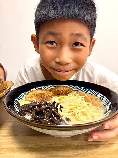 『 台中西屯 』麥拉麵、平價拉麵、真材實料、叉燒控會很愛