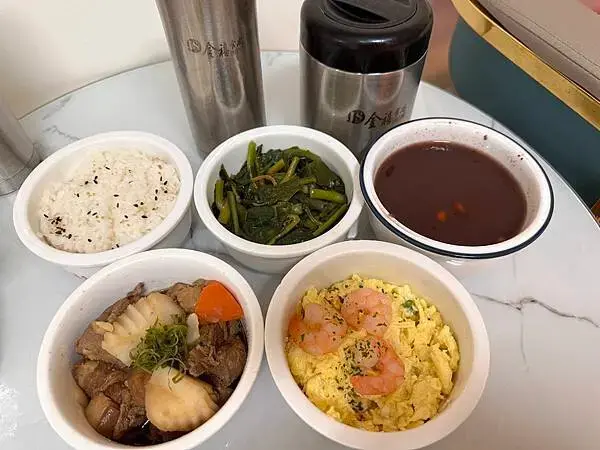 金禧食尚月子餐