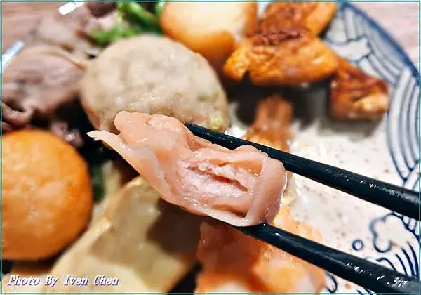 《新竹巨城美食推薦》現點現炒香濃石頭火鍋湯底/新竹宵夜人氣火