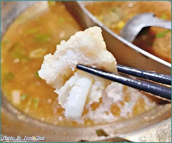 《新竹巨城美食推薦》現點現炒香濃石頭火鍋湯底/新竹宵夜人氣火