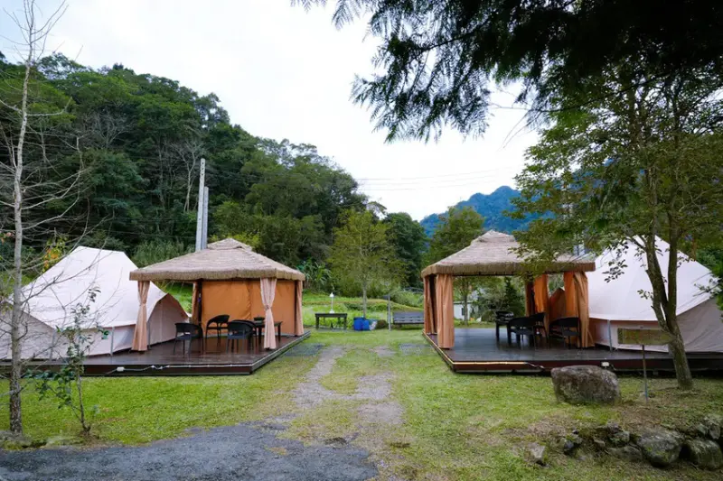 苗栗親子露營「一畝稻田露營區 」，免費搗麻糬、DIY棉花糖，