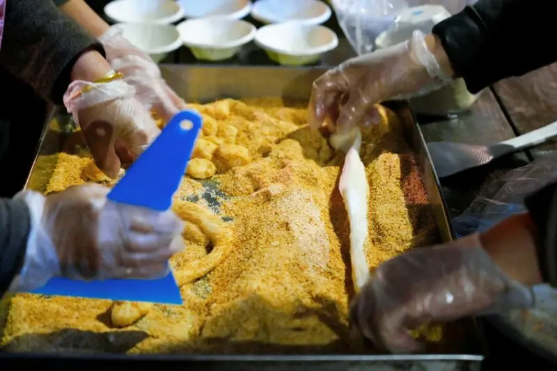 苗栗親子露營「一畝稻田露營區 」，免費搗麻糬、DIY棉花糖，