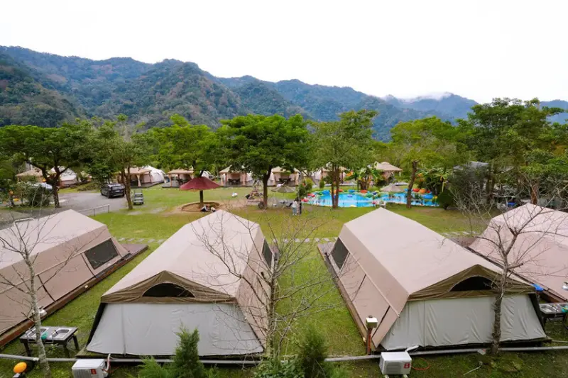 苗栗親子露營「一畝稻田露營區 」，免費搗麻糬、DIY棉花糖，