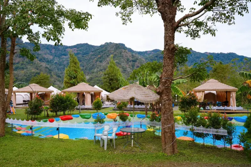 苗栗親子露營「一畝稻田露營區 」，免費搗麻糬、DIY棉花糖，