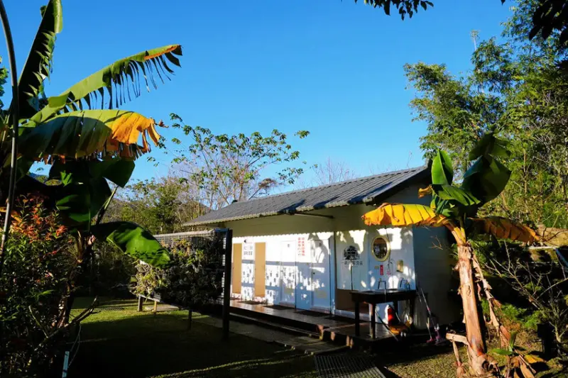 苗栗親子露營「一畝稻田露營區 」，免費搗麻糬、DIY棉花糖，