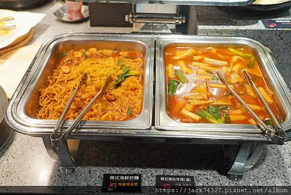 {台中美食}甩鍋雞볶찜韓式炒雞吃到飽-中友店，不分平假日只要
