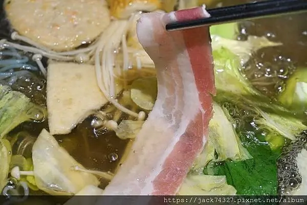 {台中美食}甩鍋雞볶찜韓式炒雞吃到飽-中友店，不分平假日只要