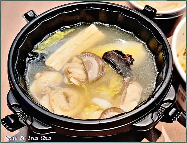 《南港外帶美食推薦》上班族必備健康美味活力餐點/美味湯心拌麵