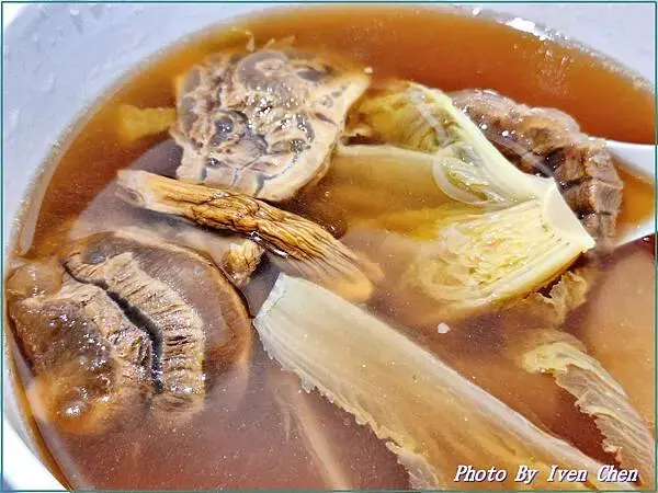 《南港外帶美食推薦》上班族必備健康美味活力餐點/美味湯心拌麵