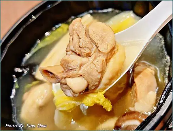 《南港外帶美食推薦》上班族必備健康美味活力餐點/美味湯心拌麵