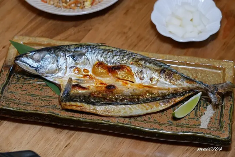 中壢居酒屋｜伙串滿酒場～喝啤酒聊天的好所在，連臭豆腐、炒飯、