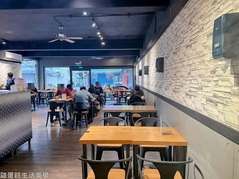 【新竹食記】極黃燜雞米飯(新竹長春店)