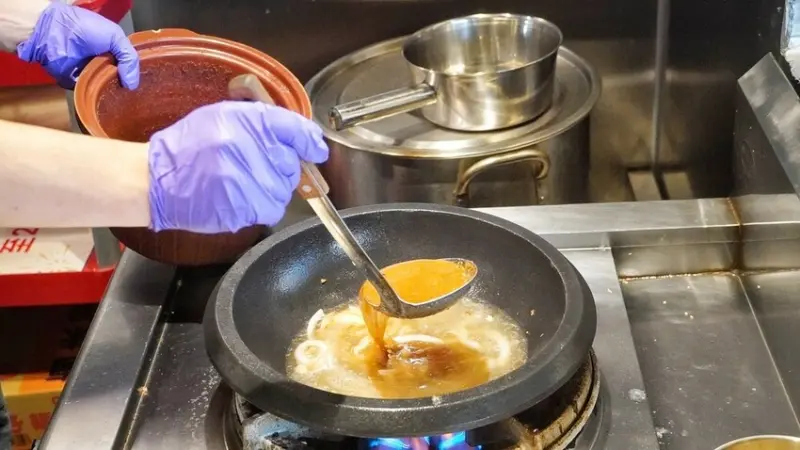 LINE_ALBUM_久桃石頭火鍋 二傻夫婦_250201_28.jpg