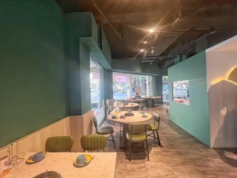 LINE_ALBUM_久桃石頭火鍋 二傻夫婦_250201_44.jpg