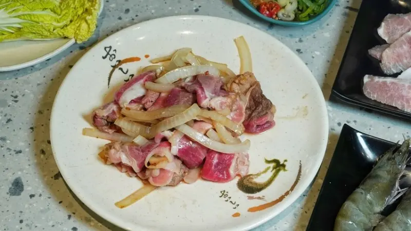 LINE_ALBUM_久桃石頭火鍋 二傻夫婦_250201_22.jpg