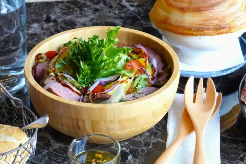 北屯全新義式餐廳打造浪漫用餐空間 開啟大坑區新美食熱點｜托斯