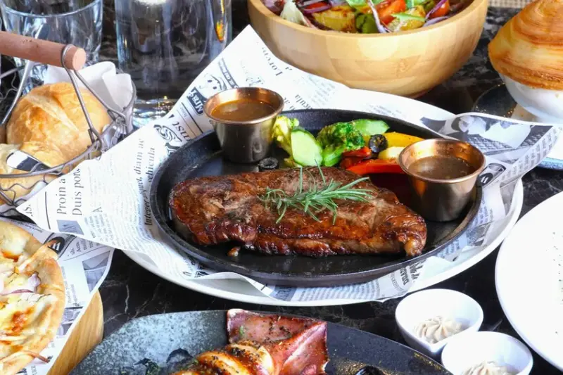 北屯全新義式餐廳打造浪漫用餐空間 開啟大坑區新美食熱點｜托斯