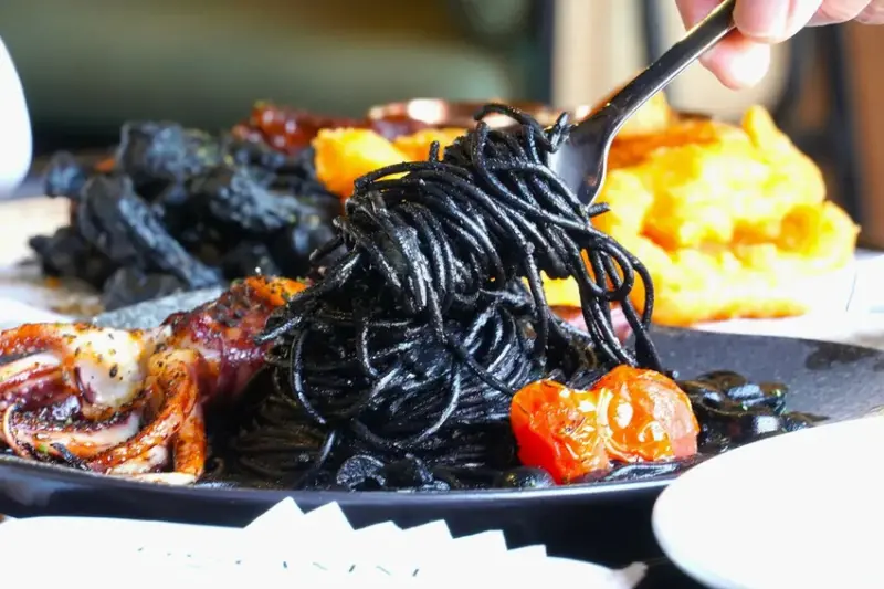 北屯全新義式餐廳打造浪漫用餐空間 開啟大坑區新美食熱點｜托斯