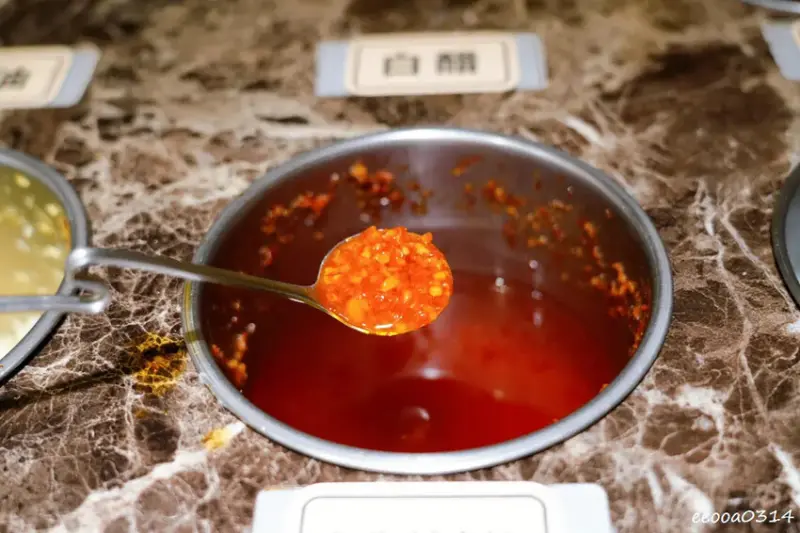 蘆洲火鍋自助吧吃到飽「火車讚養生石頭火鍋」，套餐389元起蔬