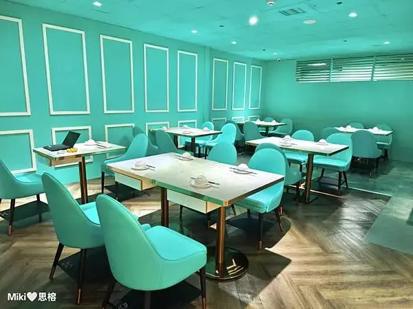 【台南】哇！還沒開賣就滿滿排隊人潮！集團精心籌畫6年開啟酸菜