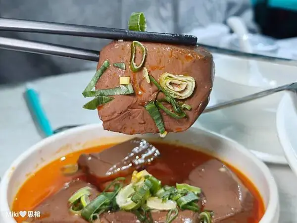 【台南】哇！還沒開賣就滿滿排隊人潮！集團精心籌畫6年開啟酸菜