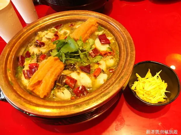 屏東餐廳推薦【錄鼎記老罈酸菜魚-屏東仁愛店】288元起酸菜魚