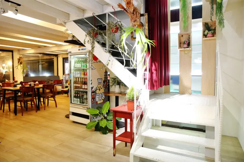 伙串滿酒場，中壢火車站旁串燒店，體驗道地串燒酒場文化，喝得痛