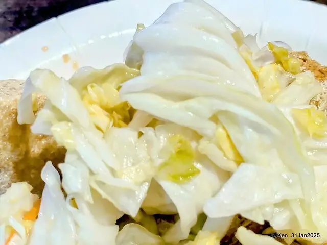 溪邊臭豆腐」(Stingky Tofu and intestine noodles at Creekside shop), HsiGi area, Hsinpei city, Taiwan, SJKen, Jan 31, 2025.