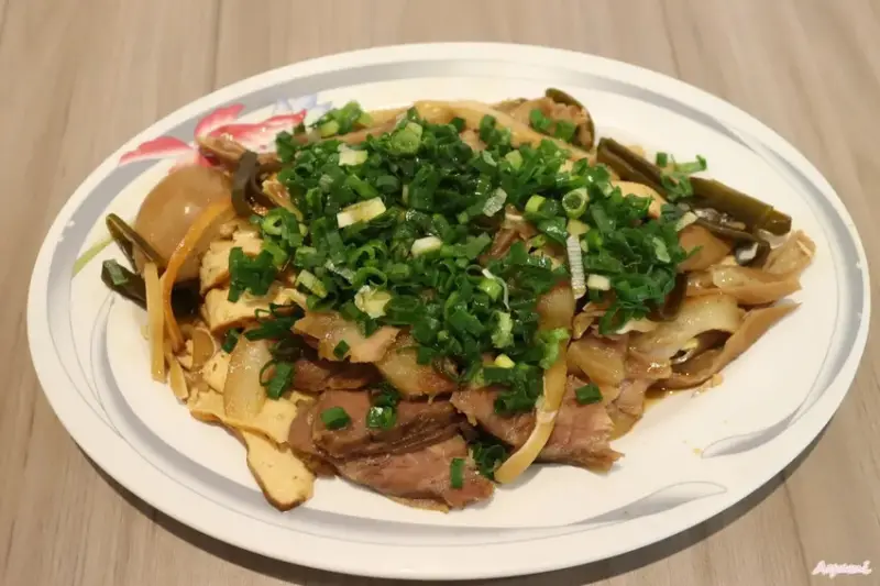 [台南美食推薦]60年傳承家鄉味竹滬麵店(小東路無名麵攤)/