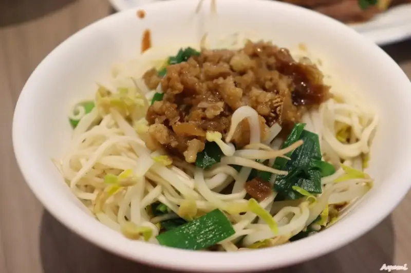 [台南美食推薦]60年傳承家鄉味竹滬麵店(小東路無名麵攤)/