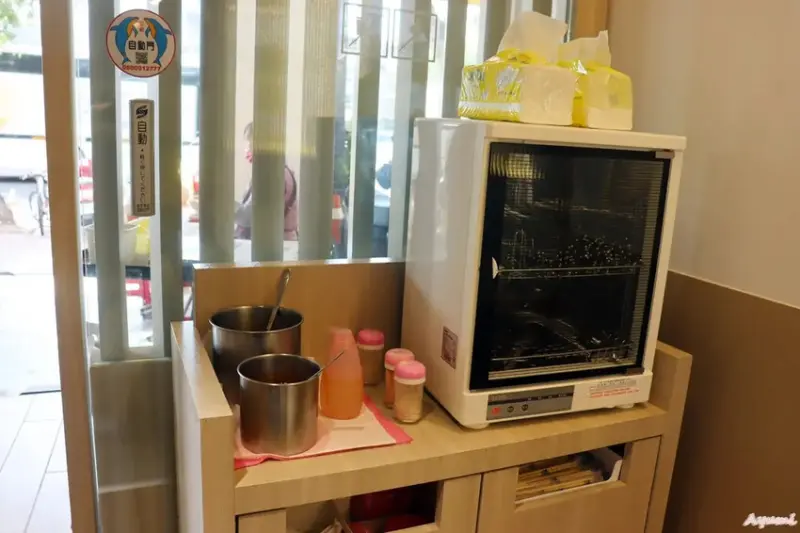 [台南美食推薦]60年傳承家鄉味竹滬麵店(小東路無名麵攤)/