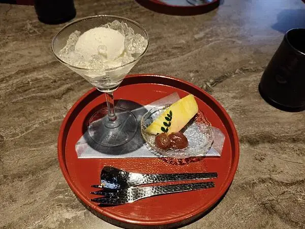 台北藝奇南京東路店~松江南京站1號出口~