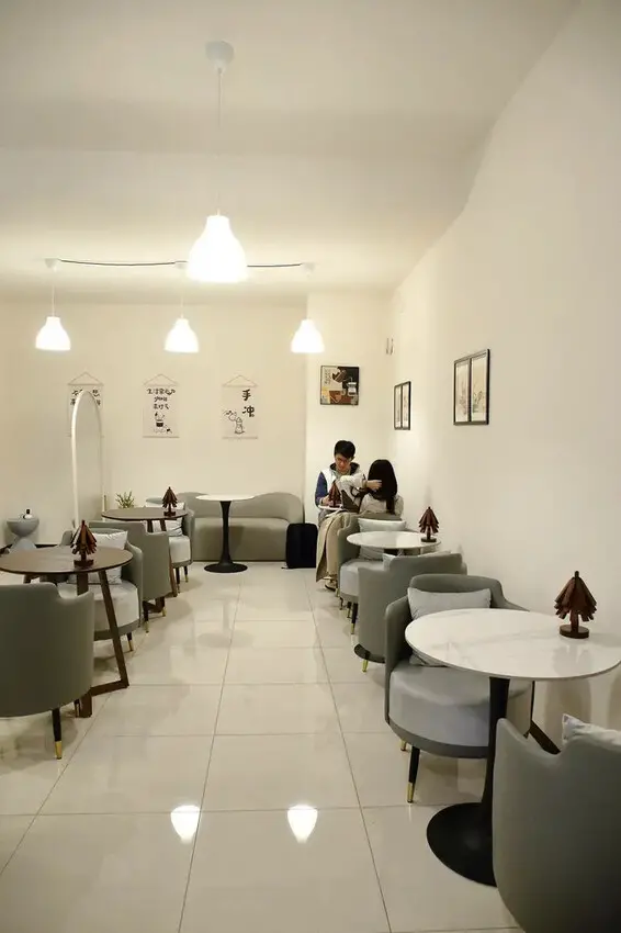 土城新開寵物友善咖啡廳，咖喀咖啡主打手作蛋糕甜點的咖啡廳，千