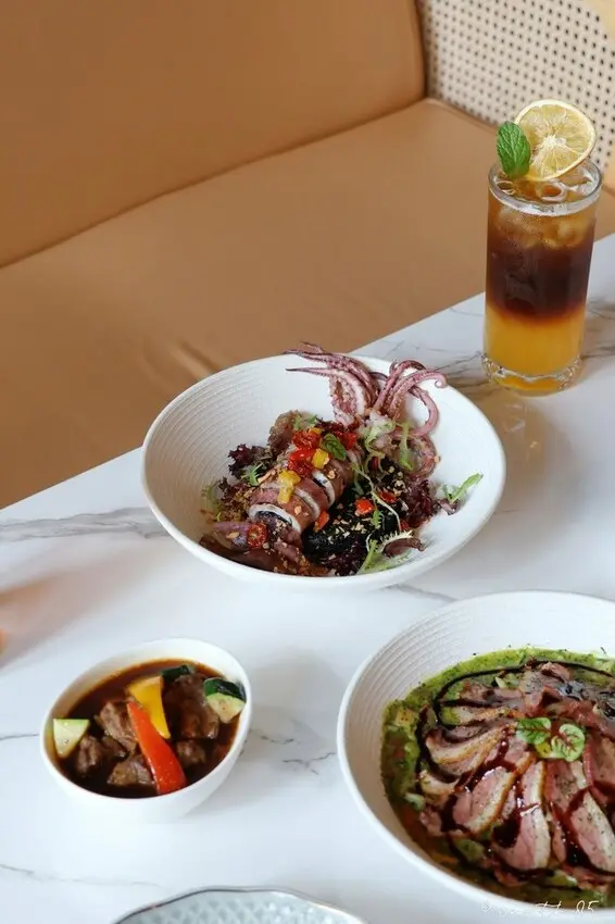 [ 高雄美食 ] 格拉斯莊園-高雄美術館商圈 三民區新開幕莊