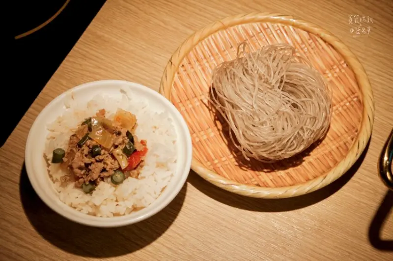 台中北區｜泰式南洋火鍋+鮮蔬鍋料自助吧、泰奶冰淇淋吃到飽，南