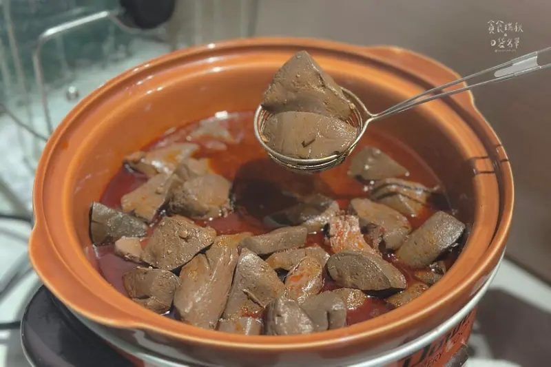 台中北區｜泰式南洋火鍋+鮮蔬鍋料自助吧、泰奶冰淇淋吃到飽，南