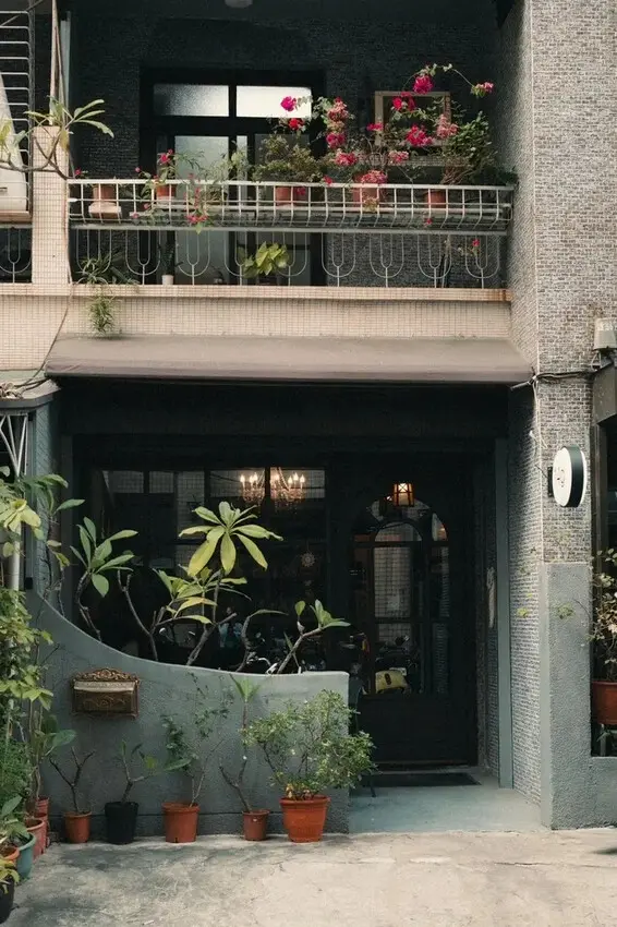 【高雄 苓雅】14克咖啡 直火焙煎 自家烘焙咖啡 重機友善咖