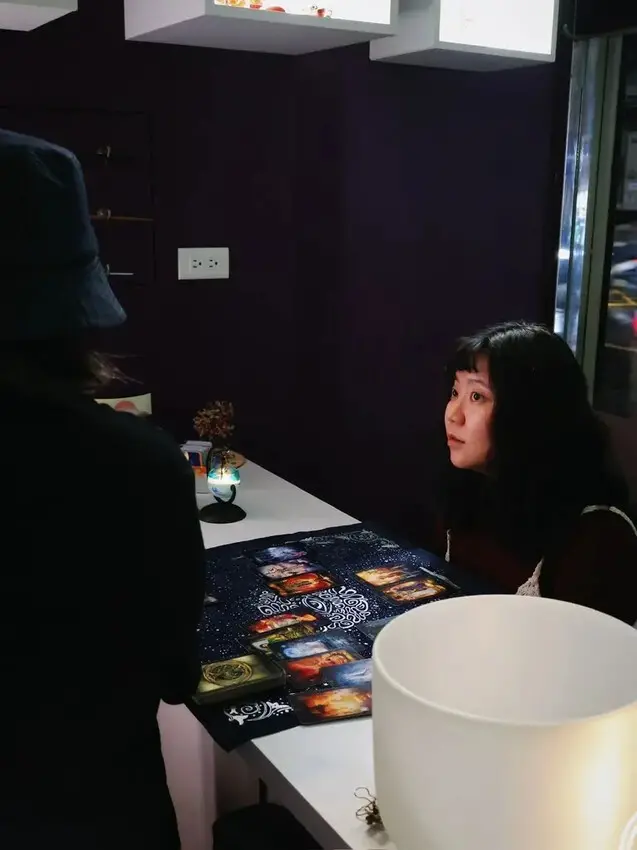 北車隱藏版塔羅酒吧！台北占卜酒吧「Bar Tarotis 塔
