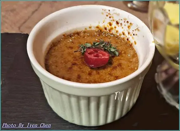 《信義區印度餐廳》好友們聚餐在市府站精緻印度料理/時尚明亮唯